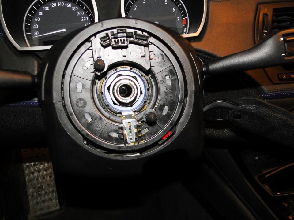 Как победить стук контактного кольца в руле — BMW Z4 Coupe (E86), 3 л ...