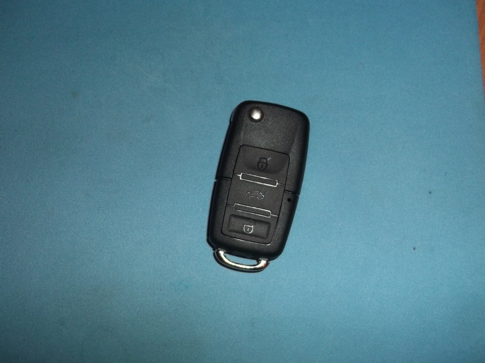 корпус выкидного ключа — Lada Гранта (1G), 1,6 л, 2012 года ...