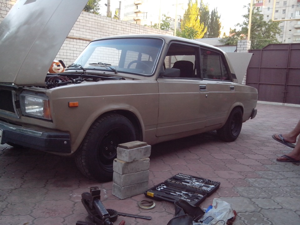 Поднял морду или ниво-пружины — Lada 2107, 1,5 л, 1989 года | своими ...