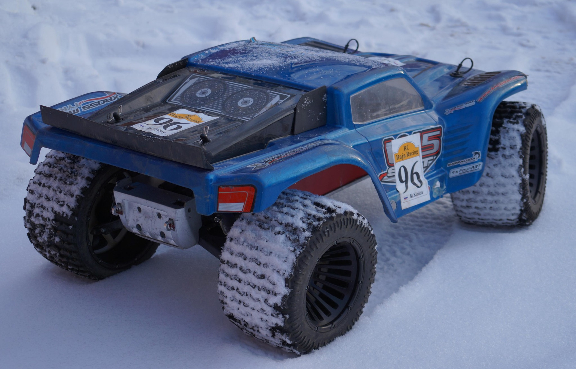 Losi 5ive t на радиоуправлении на бензине