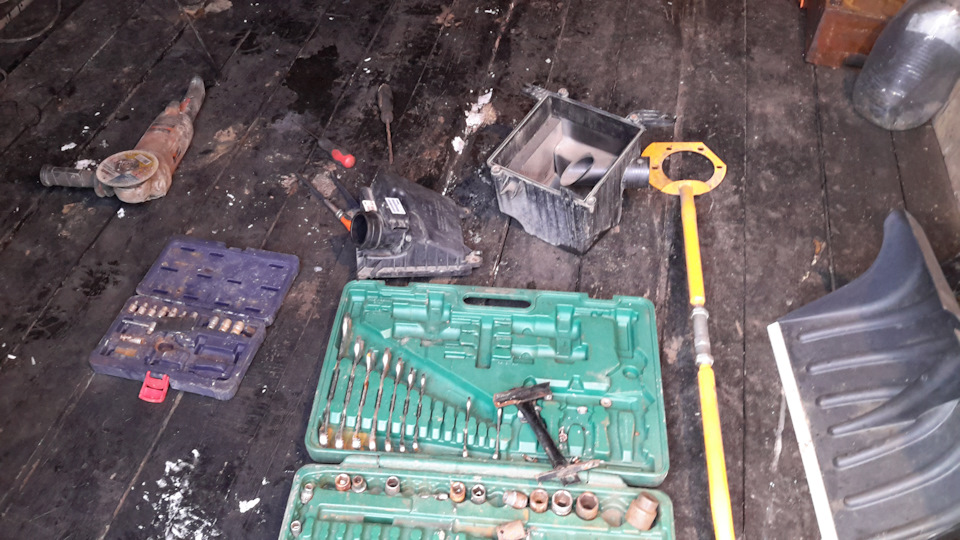 Замена гидрокорректора фар Гранта — Lada Гранта, 1,6 л, 2013 года ...