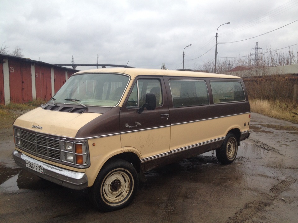 Dodge Ram van 2g