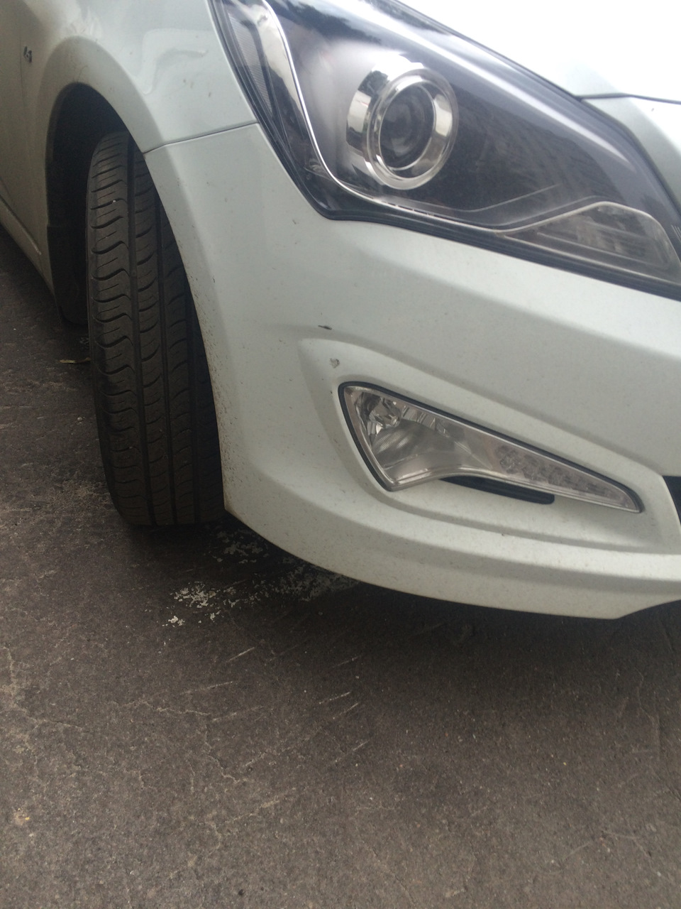Поцарапали бампер — Hyundai Solaris, 1,6 л, 2016 года | ДТП | DRIVE2