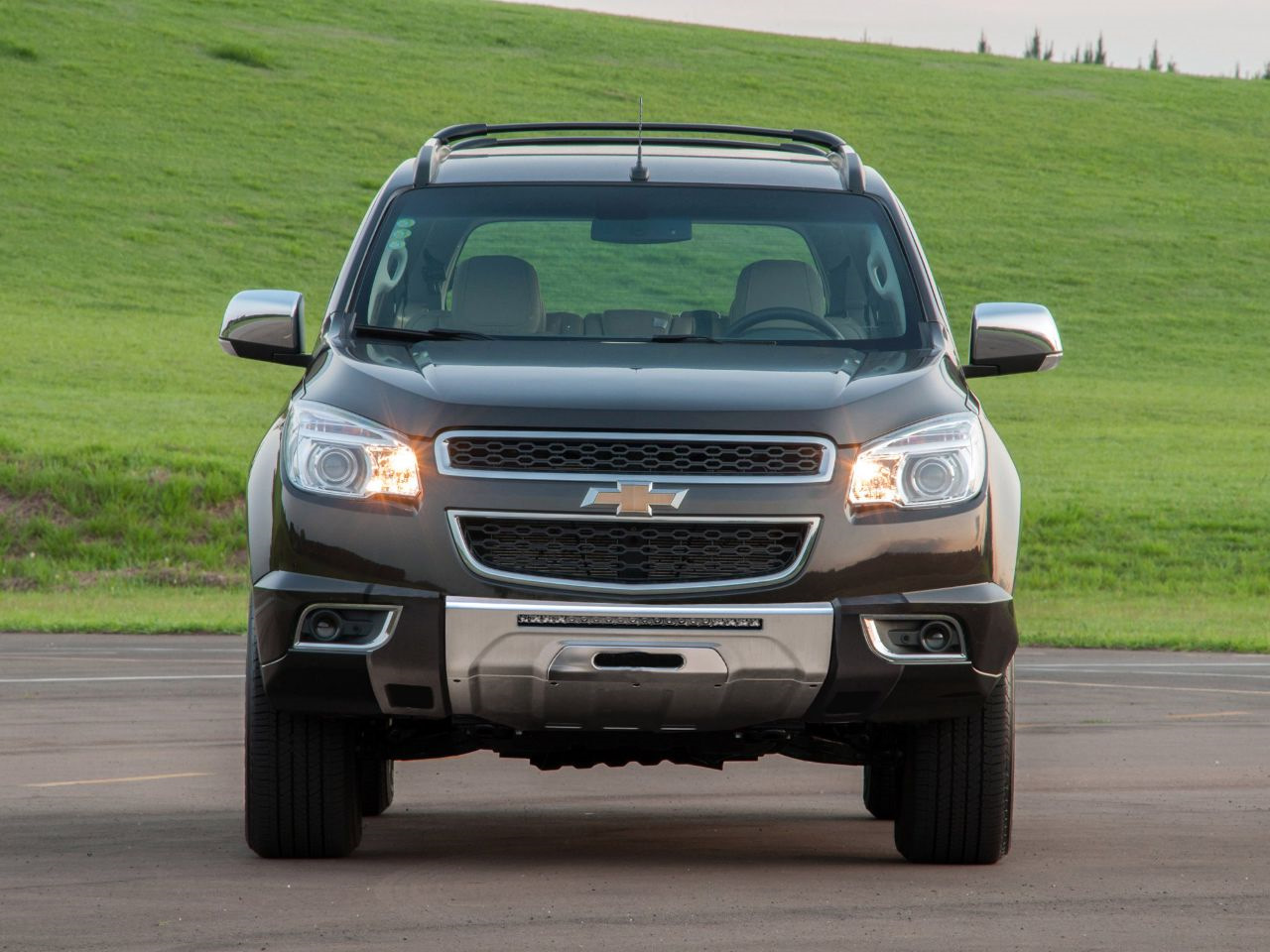 Chevrolet trailblazer 2015 с человеком