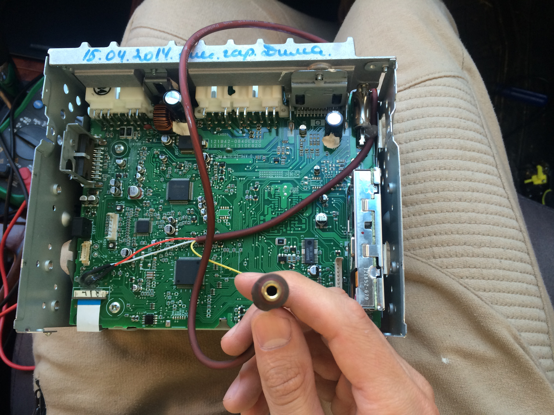 Тойота аукс. Toyota 55827 aux. Aux в штатную магнитолу Toyota. Toyota TMT-5175 aux. Aux в штатную магнитолу Toyota Prius 20.