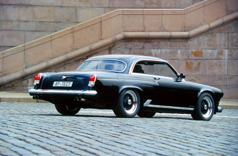 Volga v12 Coupe a Level