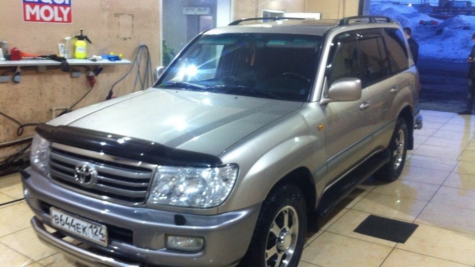 Технические характеристики Toyota Land Cruiser 100 4.2 TD AT