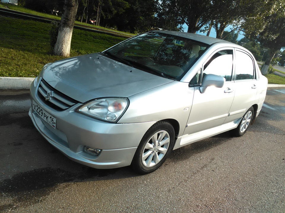 Suzuki liana 2005