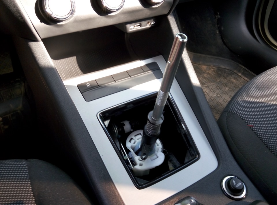 Ручка КПП — Skoda Octavia A7 Mk3
