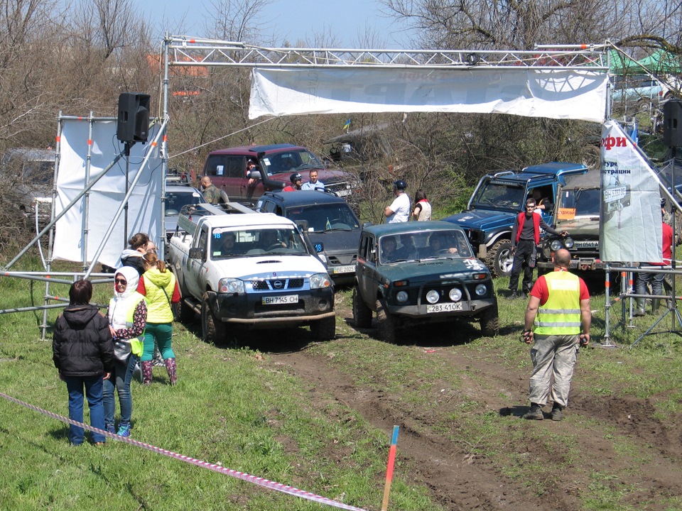 Фото в бортжурнале Nissan Navara (1G)