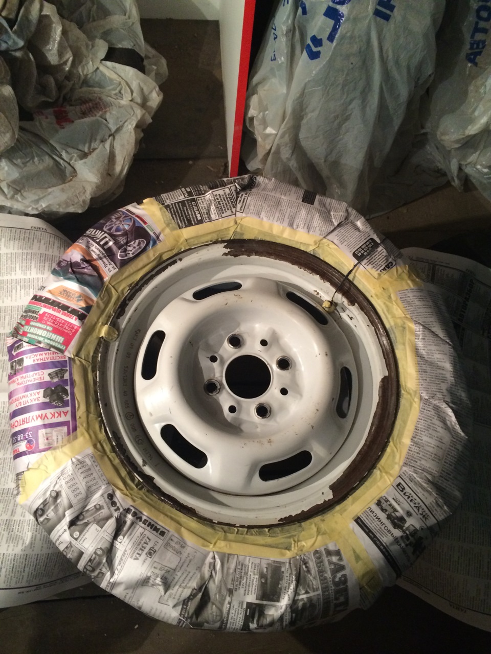 Покраска железных дисков самостоятельно. — Lada 2114, 1,5 л, 2004 года ...