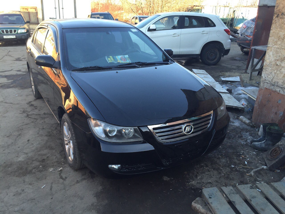 разборка солано. разбитый лифан солано черный. разборка солано. 3. разбитый лифан солано.