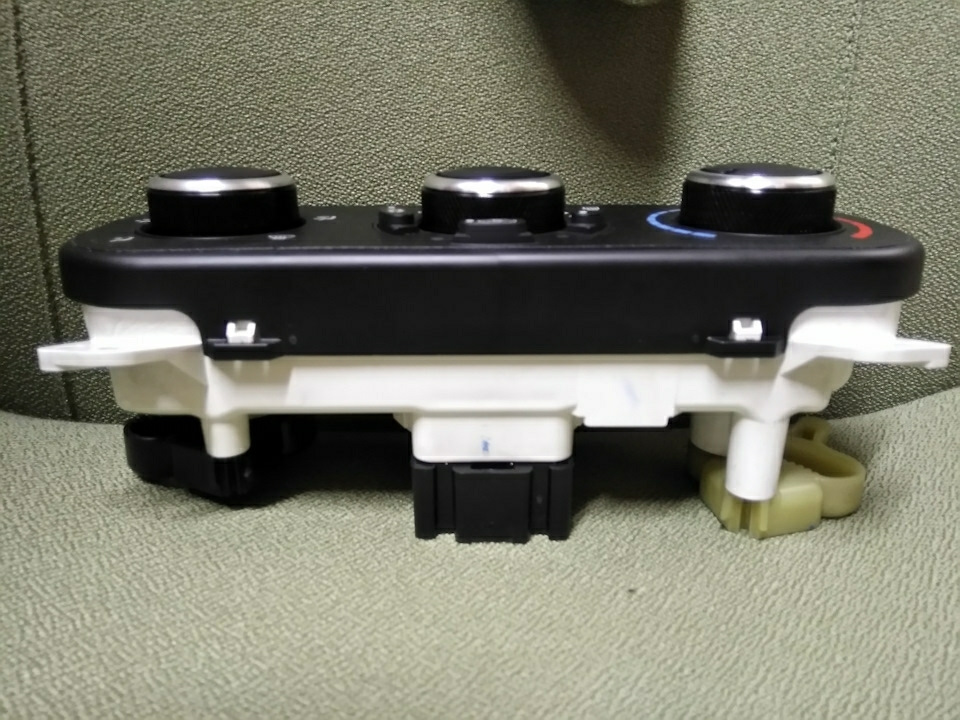 Ручки климата замена — Dodge Caliber, 2 л, 2007 года | стайлинг | DRIVE2