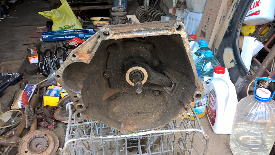 Корпус приключения передач кпп газ 3309. Кпп опель вектра с 1. Устройство механической коробки передач. Кпп доброводы. Кпп доброводы.