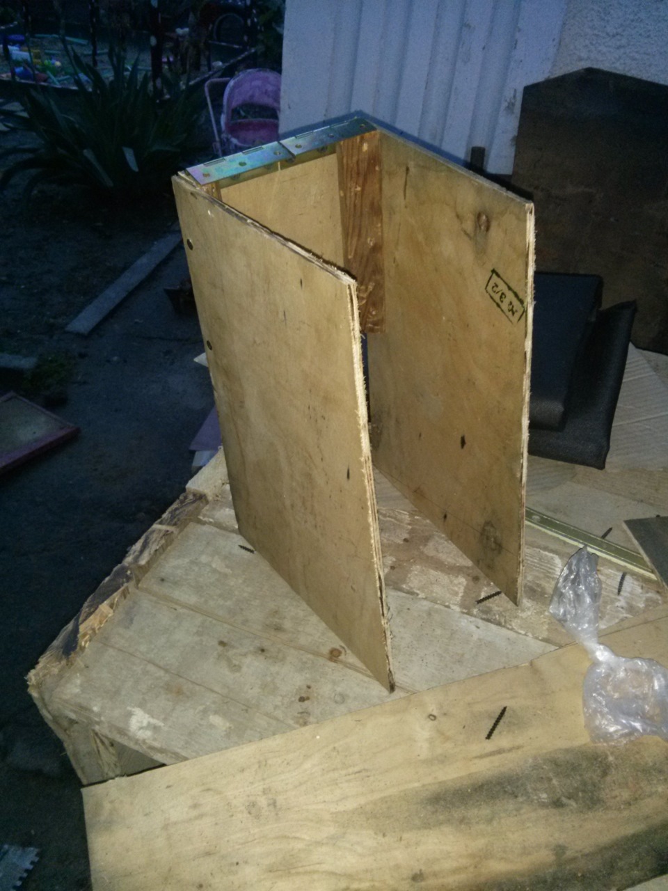 Оплетка на руль, самодельный подлокотник, чехлы AVTOPILOT черный+белый ...