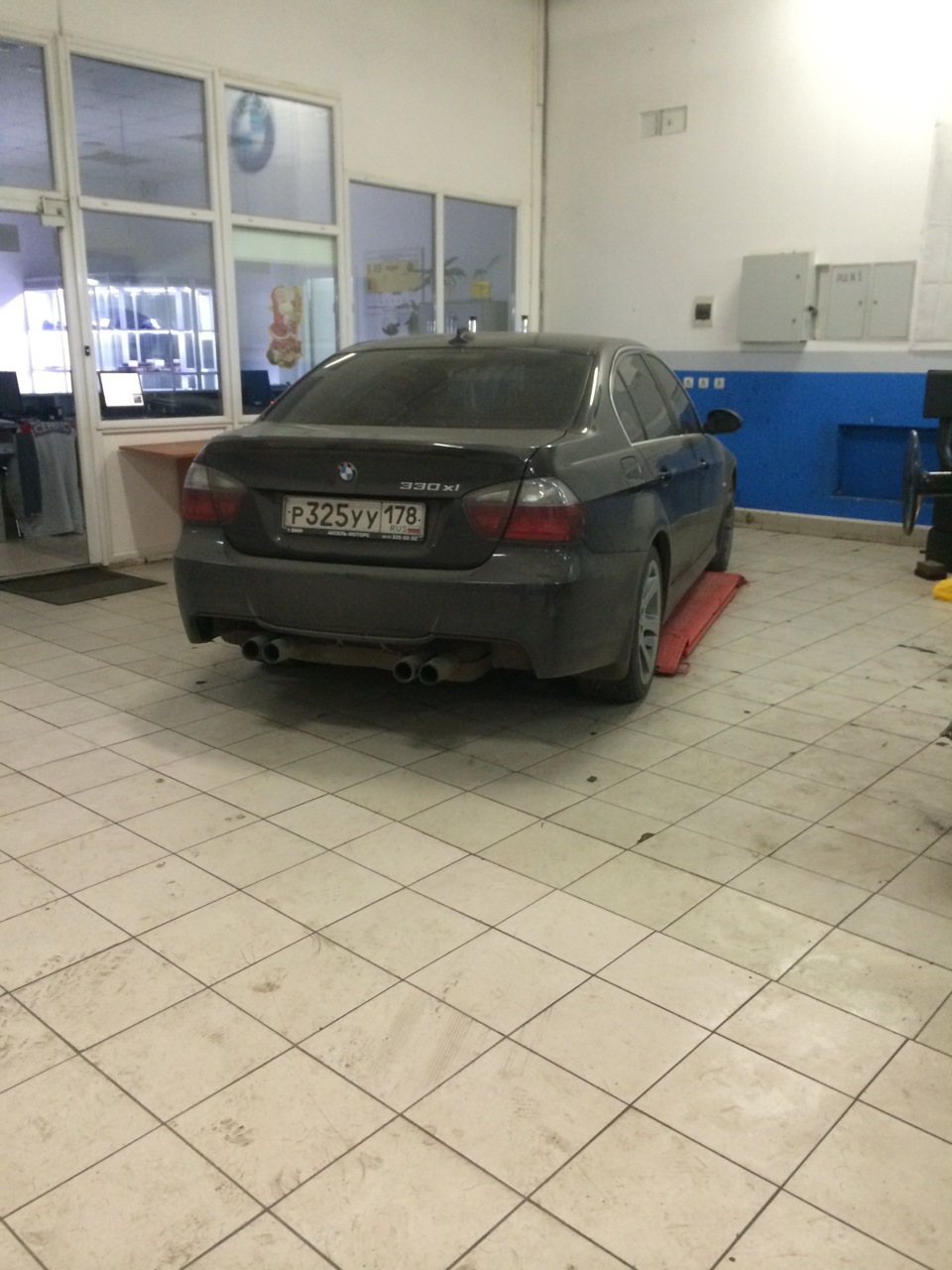 Лежачий полицейский, 120 км/ч — BMW 3 series (E90), 3 л, 2006 года | визит  на сервис | DRIVE2