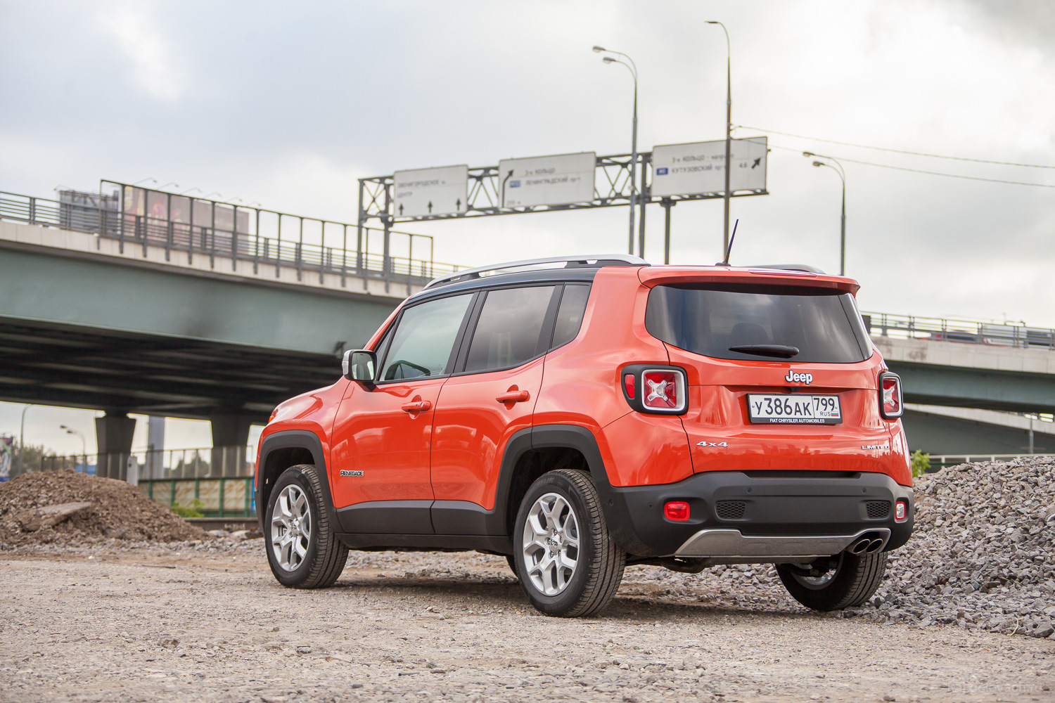 Jeep renegade интерьер