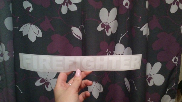 Коллега дополнил тематическую наклейку надписью — Subaru Legacy Outback (BE/BH)