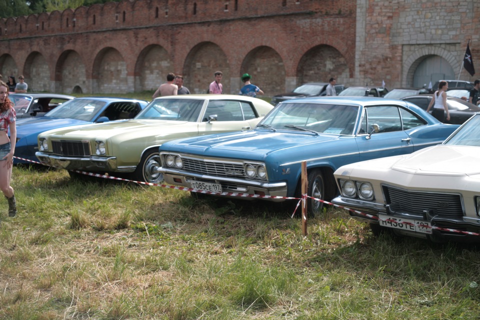 Автострада 2012. Тула. Часть 2. Ретро. — Daewoo Nexia (N150), 1,6 л ...