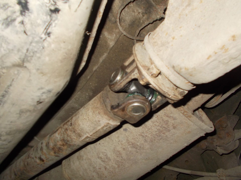 Меняем крестовину карданной передачи. — ИЖ 2126, 1,6 л., 2001 года ...