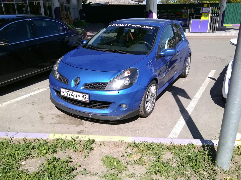 Renault clio 2. Renault clio 2 1999. Рено клио спорт 2023. Шины рено клио 2. Renault clio 2 rs.