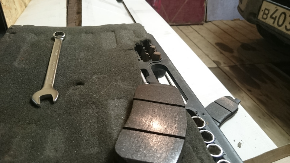 Что случилось с работающим двигателем? 12 причин и ремонт без заправки. Как определить неисправность педали тормоза