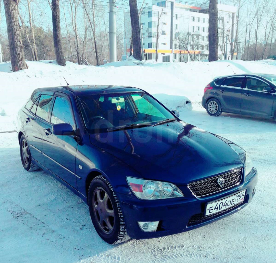 я вынужден ей изменить — Toyota Altezza, 2 л, 2003 года | продажа машины |  DRIVE2