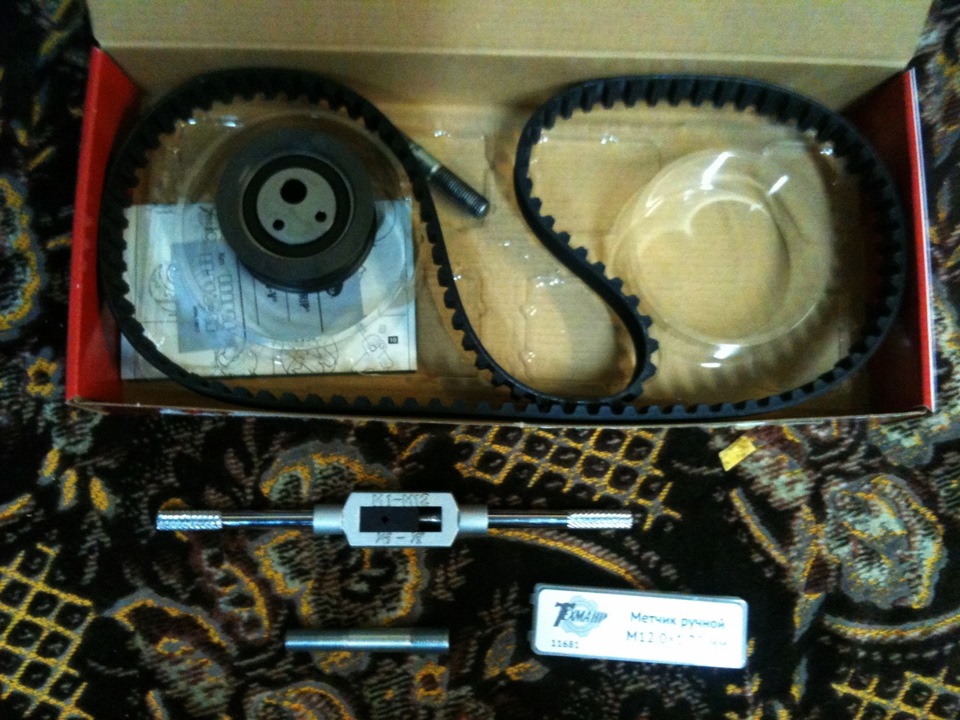 Ремонт шпильки натяжного ролика ремня ГРМ — Lada 21121, 1,6 л, 2005 ...