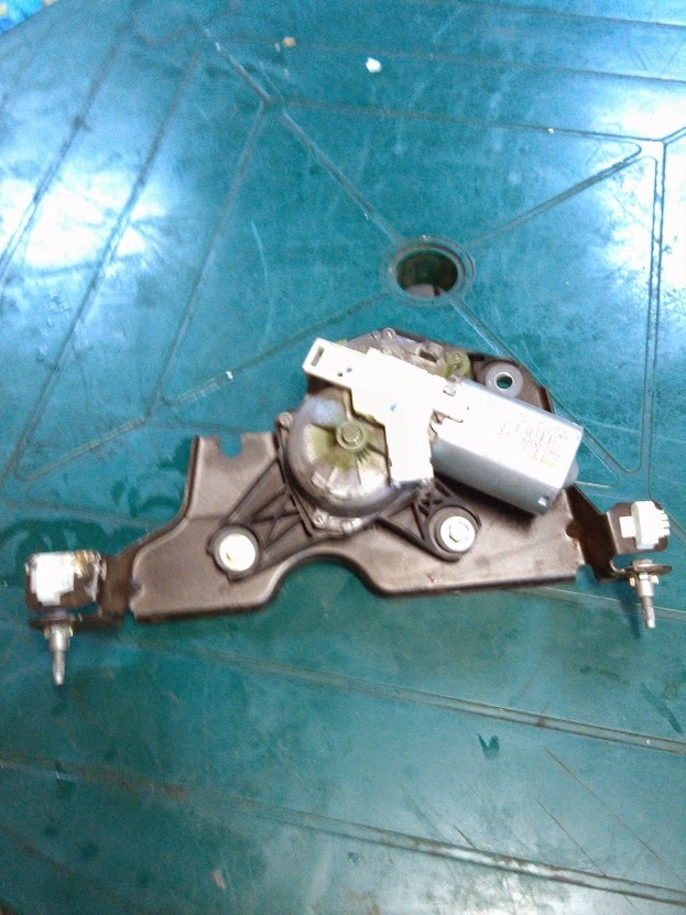 мотор заднего дворника — Renault Scenic I, 2 л., 2000 года | аксессуары ...