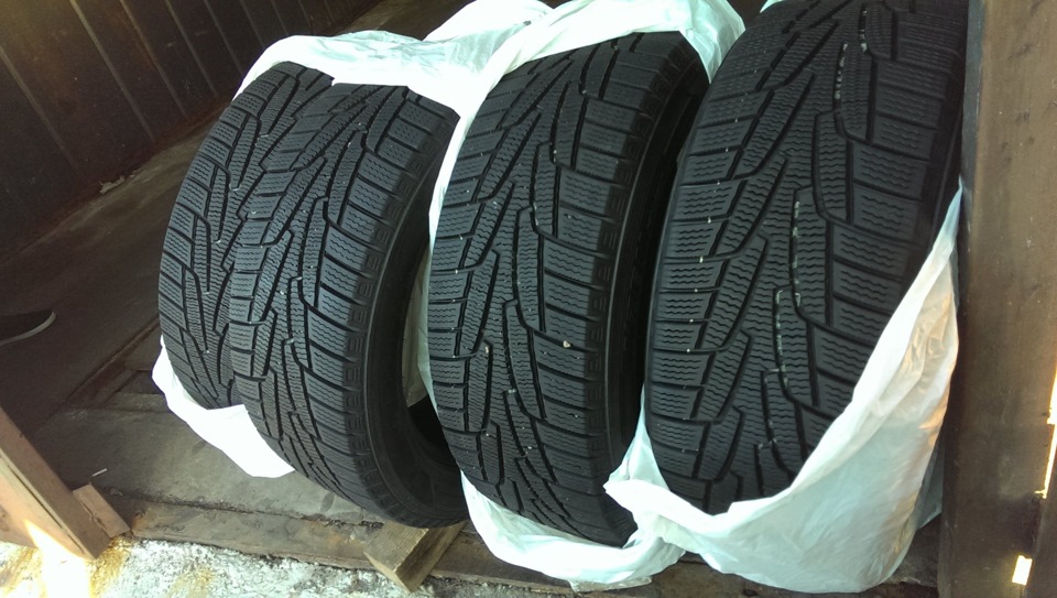 Липучка 225. Резина липучка Kumho r16 Zen. Кумхо липучка 225 60 r17. Kumho kw31. Покрышка Кумхо липучка 225 45 17.