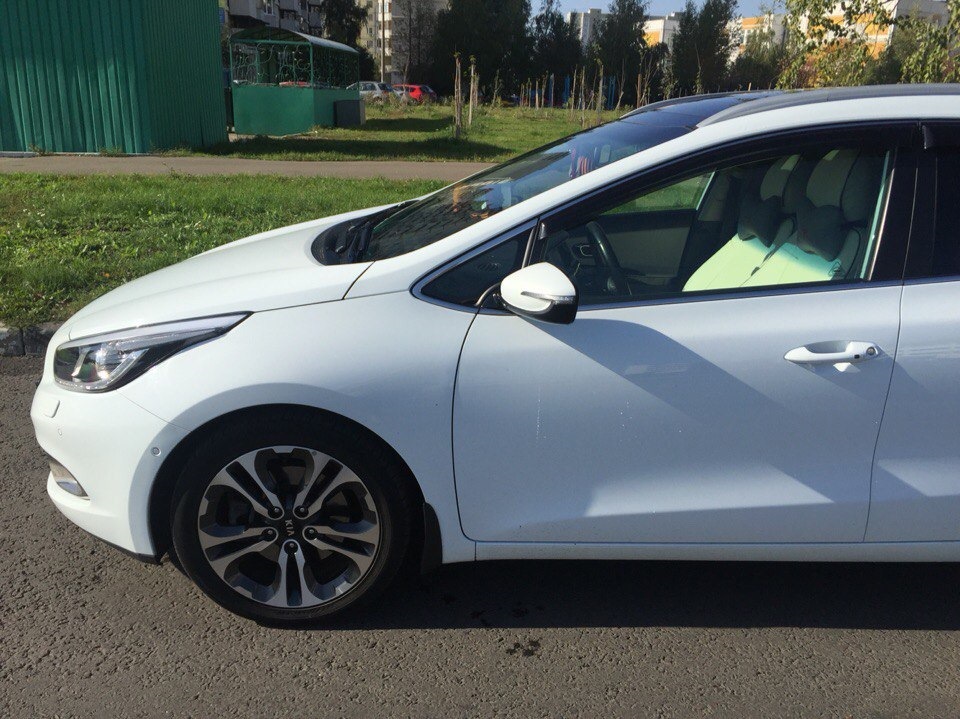 Фото в бортжурнале KIA Ceed SW (2G)