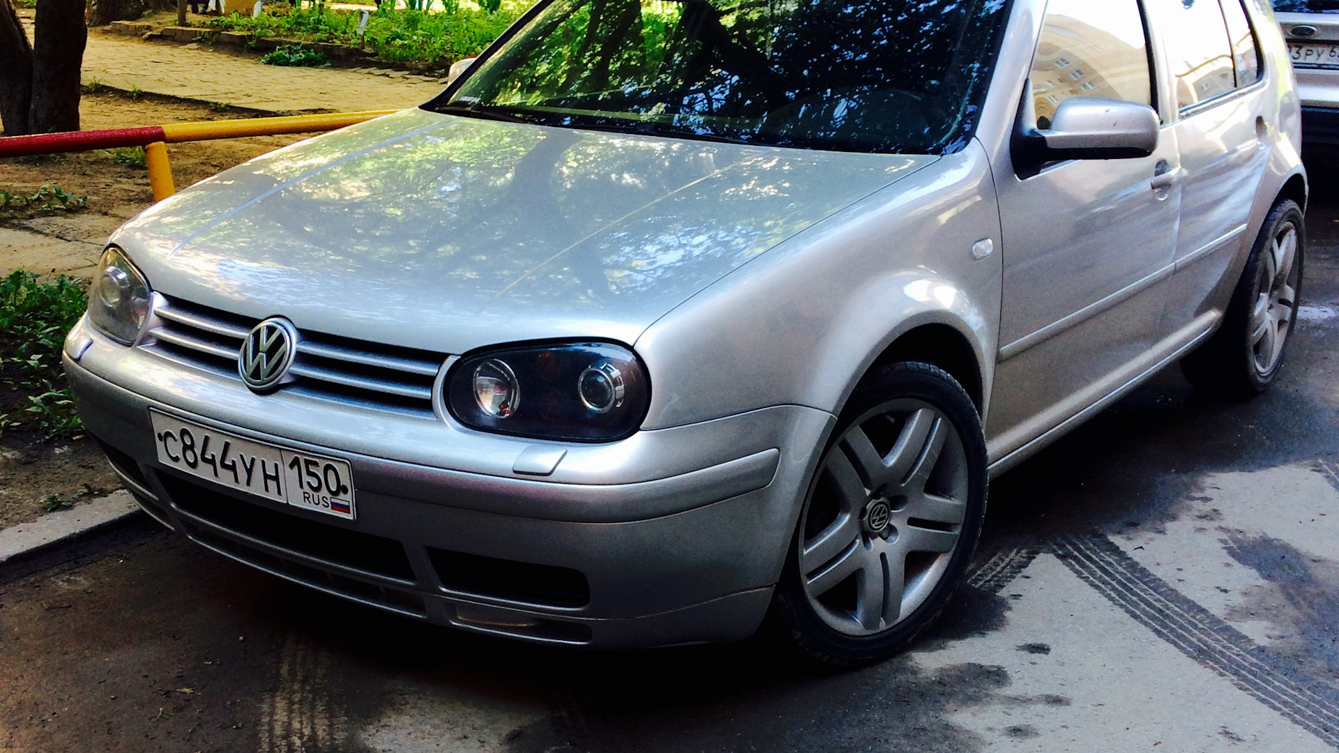 Volkswagen Golf Mk4 1.6 бензиновый 2003 | 1,6 был АКПП, стал МКПП на DRIVE2