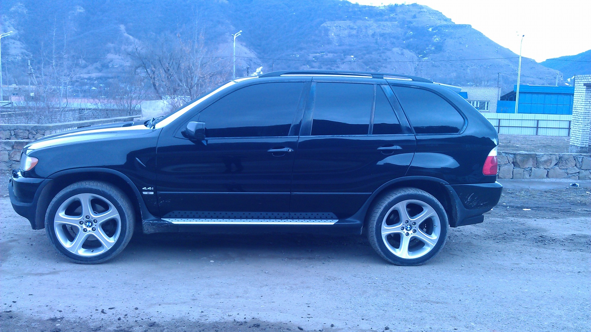 BMW X5 (E53) 4.4 бензиновый 2001 | БУМЕР 2 на DRIVE2