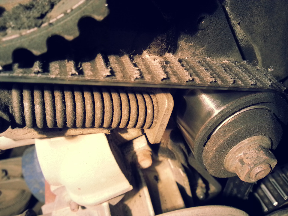 Провернуло ремень ГРМ — Volvo 940, 2,3 л, 1993 года | поломка | DRIVE2