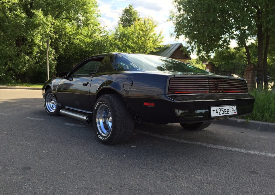 Pontiac Firebird drive2