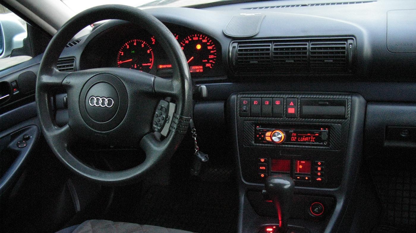 Ауди а4 б5 кнопка. Audi a4 b5 1998. Audi a4 1998. Audi a4 b5 1996. Audi a4 1998 1.8.