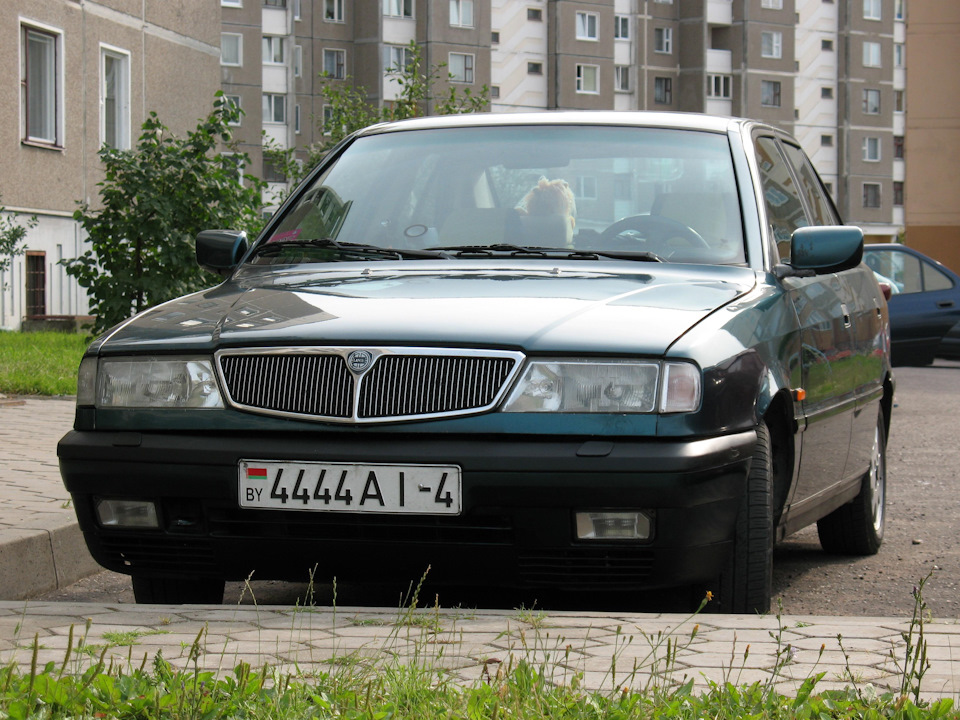 Lancia dedra. Ланция Дедра. Лянча Дедра. Лянча Дедра 1995. Автомобиль Lancia Dedra.