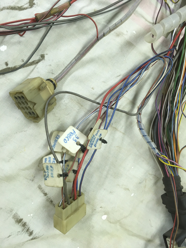 заводской инжектор УЗАМ 248 (2000) и жгут проводки к нему на Москвич ...