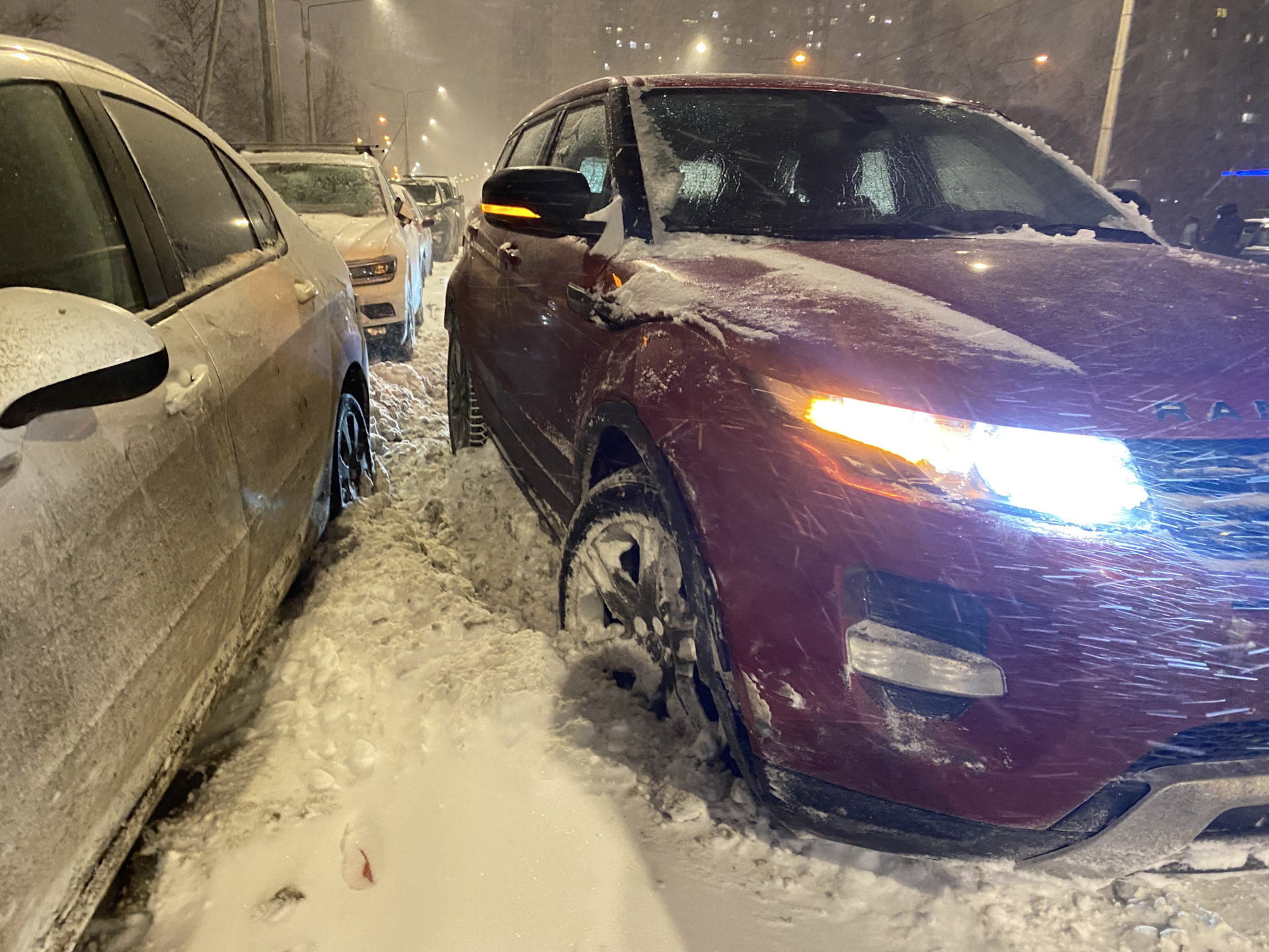 Предновогоднее дтп. Кто виноват? Поделитесь советом — Land Rover Range  Rover Evoque, 2,2 л, 2012 года | ДТП | DRIVE2