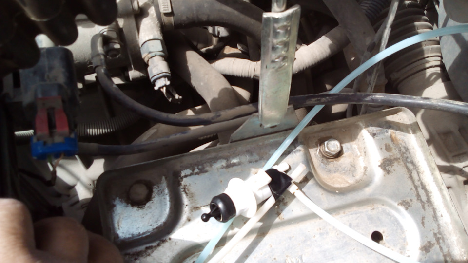 Замена гидрокорректора — Lada Гранта, 1,6 л, 2017 года | своими руками ...