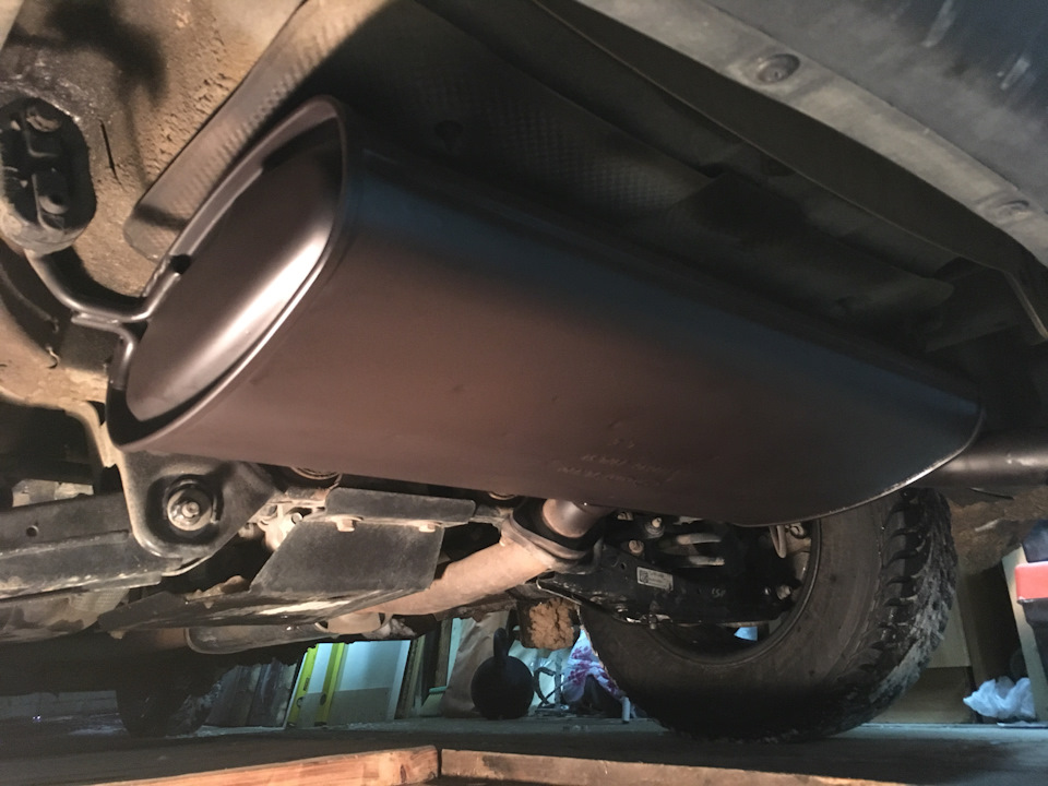 И покрасил в три слоя. — Hyundai Tucson (TL)