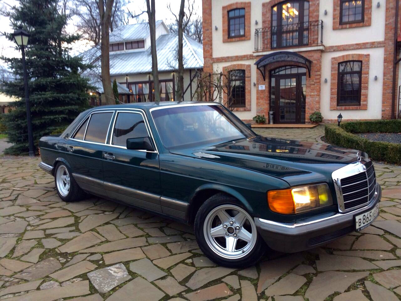 Mercedes-Benz w126