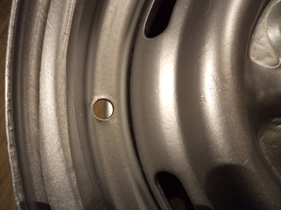 Заводские штампы + М-145 резина = Очередной небюдGET. — Москвич 2140, 1 ...