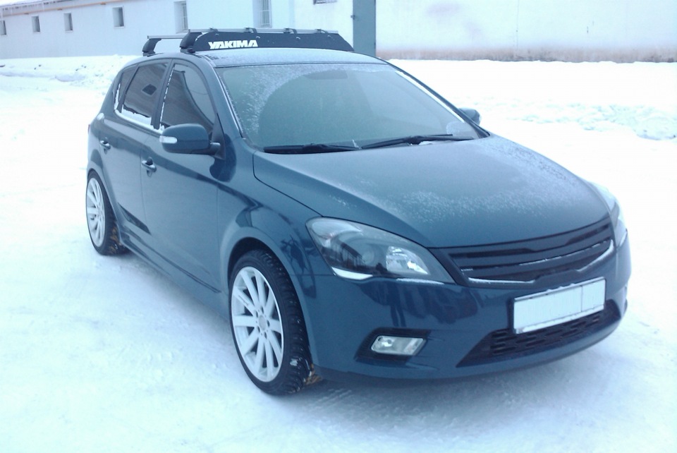 Kia Ceed ed черная крыша