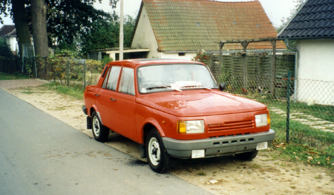 Автомобиль Wartburg 353