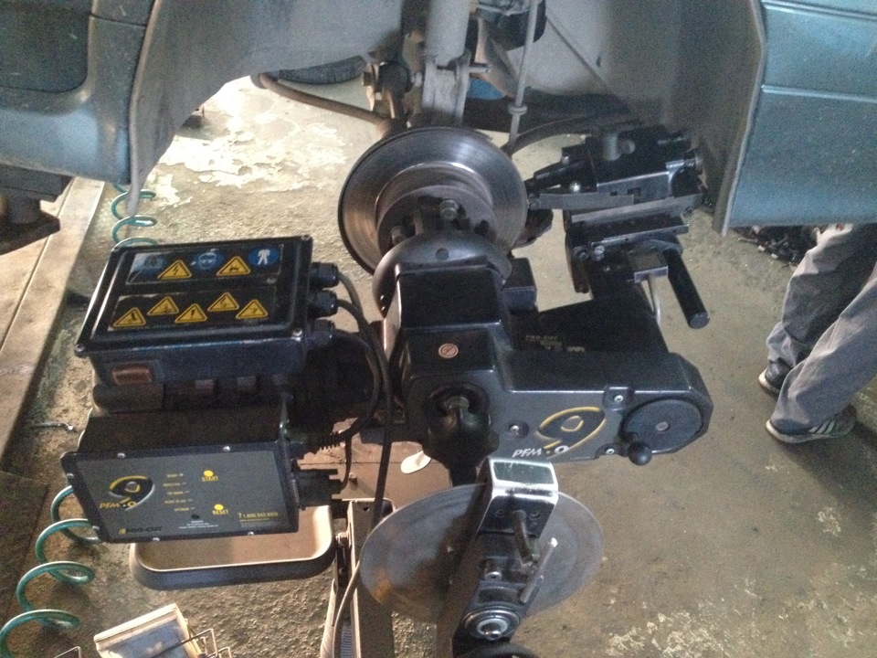 Биение руля при торможении, проточка тормозных дисков ВАЗ 2114 — Lada ...