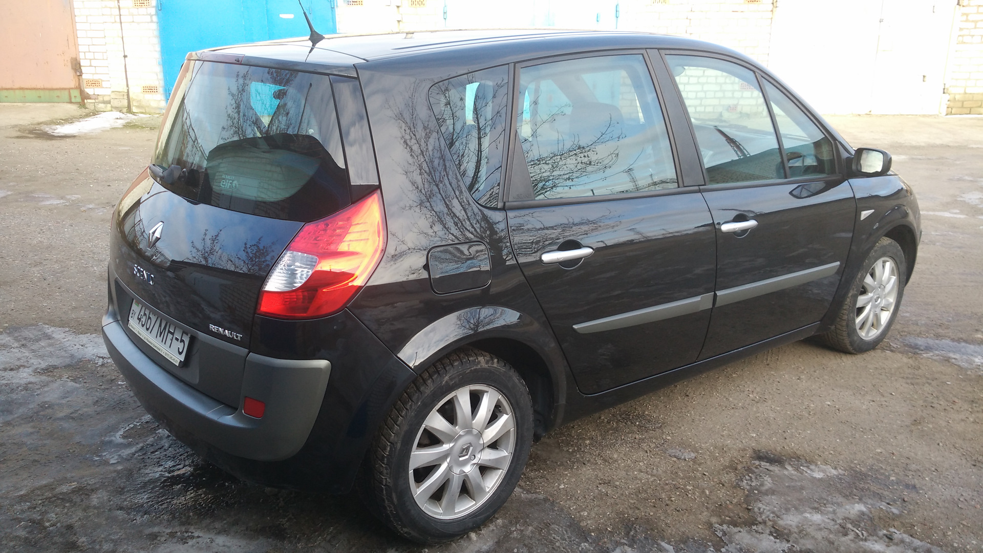 Renault scenic 2 1.5 dci. Рено Сценик 2008 черный. Renault Scenic 2 черный. Рено Сценик 2 2008. Рено Сценик 2 хэтчбек.