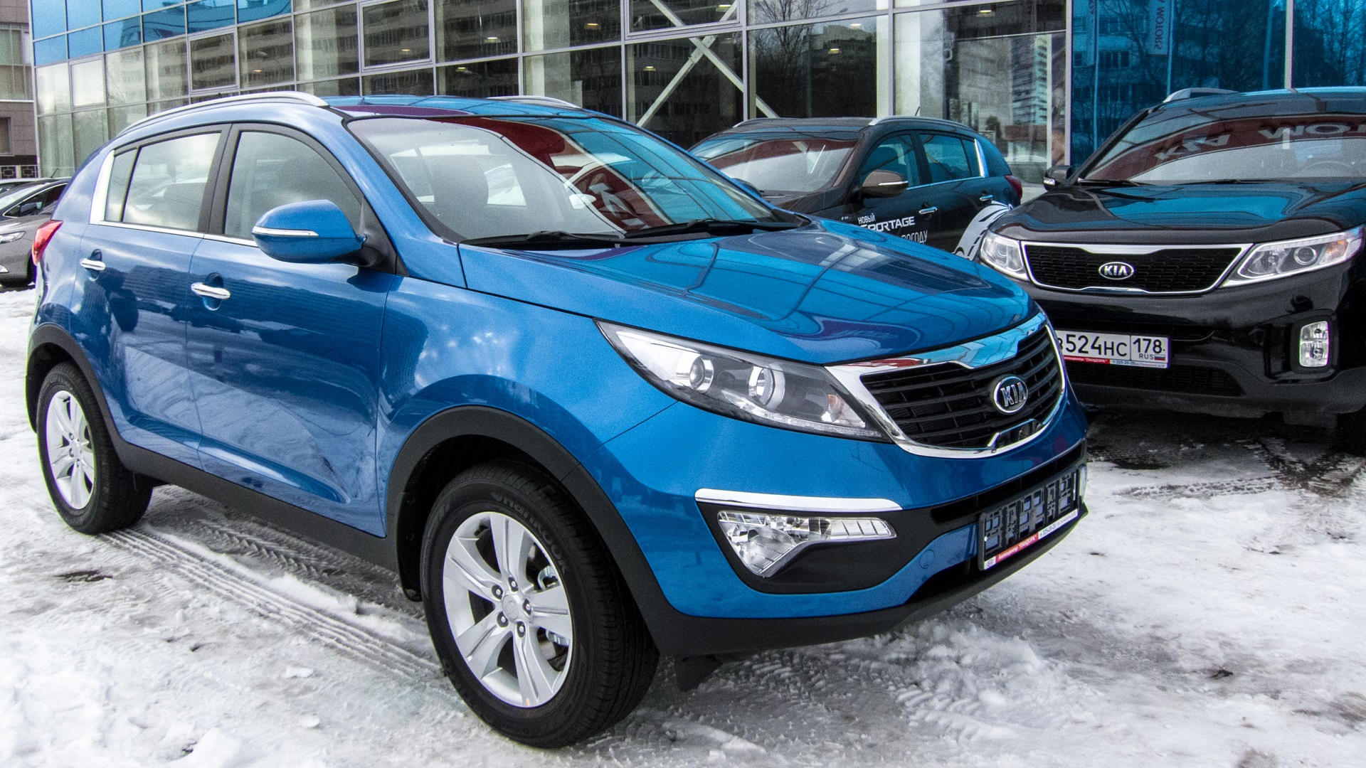 Kia Sportage 2013 РіРѕР»СѓР±РѕР№