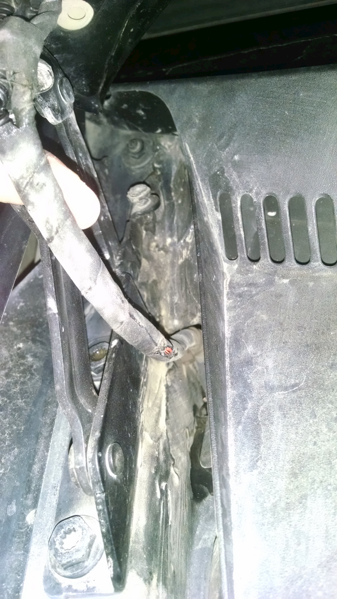 Проводка сгорела — Volkswagen Golf Mk5, 1,6 л, 2006 года | визит на ...