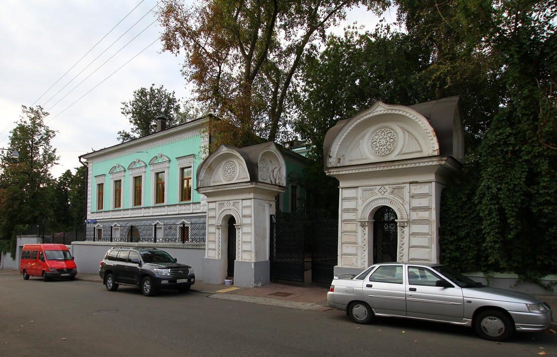 Малый московский пер 1 17 ярославль. Трехсвятительский переулок 2/1. Усадьба Морозовых в Трехсвятительском переулке. Особняк 2/1 большой Трехсвятительский.